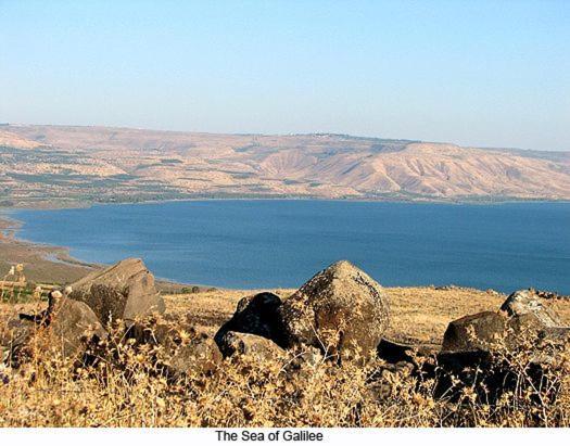 נוף הארבל עם חלון לכינרת Leilighet Migdal Eksteriør bilde